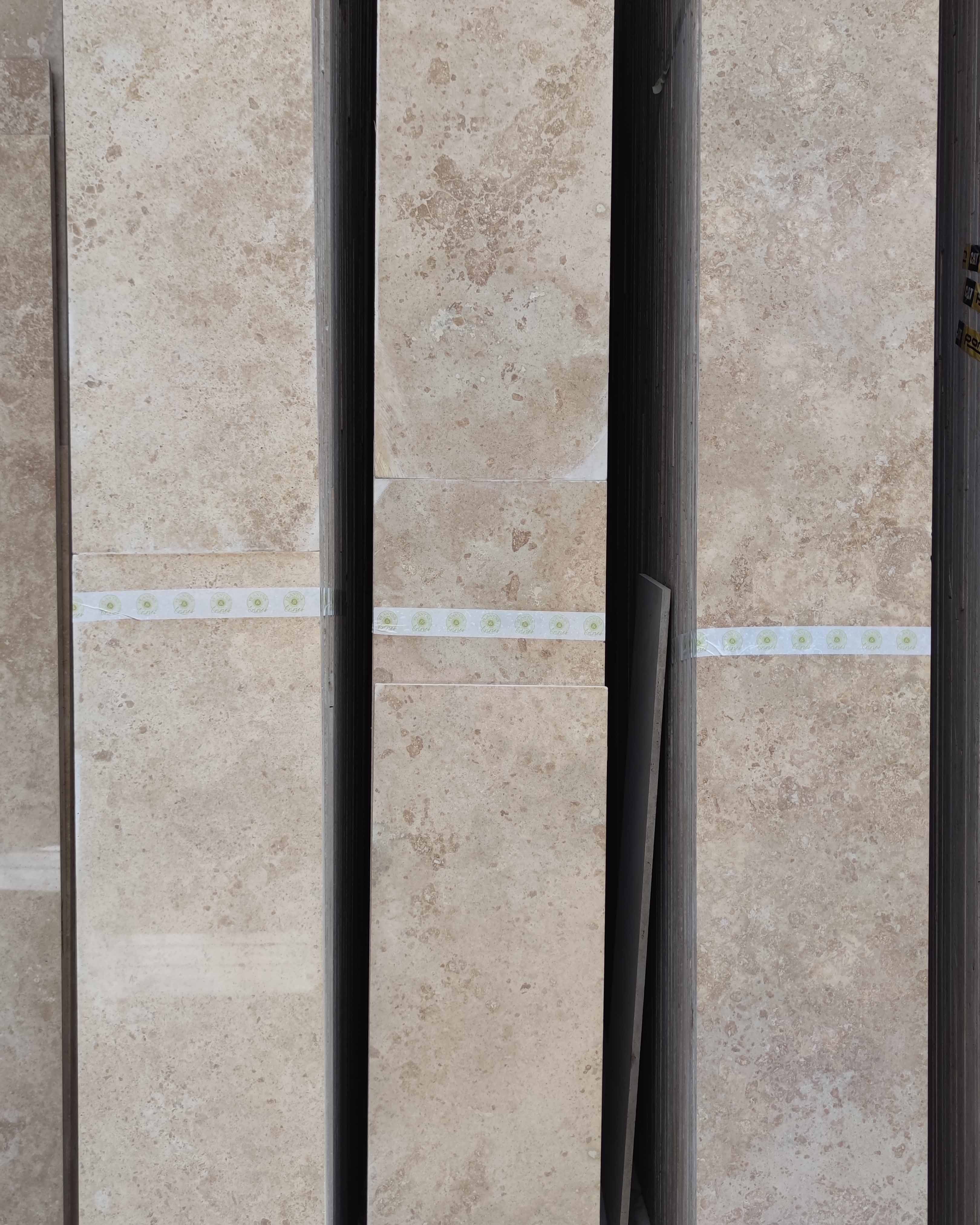 تراورتن عسلی کاشان